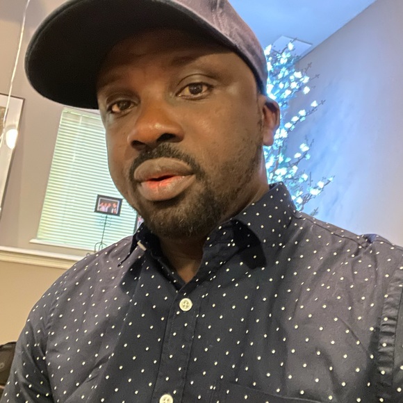 Meet your Posher, Segun - Picture 1 of 1